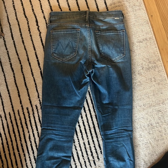 MOTHER Jeans: Looker Ankle Fray - Picture 4 of 4